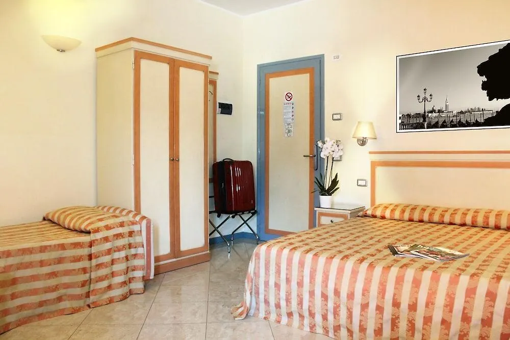 Hotel Regit Mestre 3*,